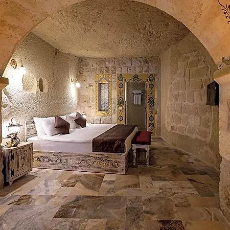 Doctor's Cave Hotel