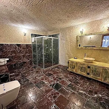 Hotel Doctor's Cave