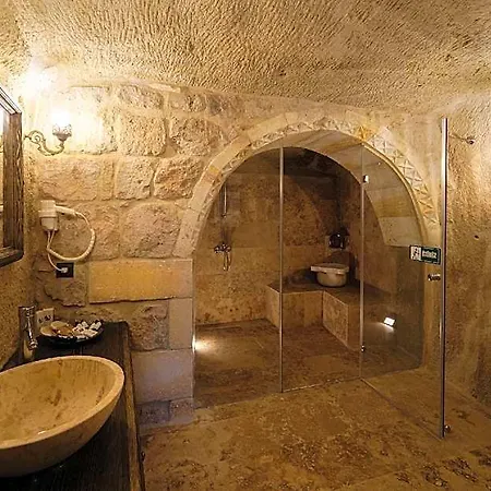 Doctor's Cave 5*