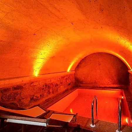 Doctor's Cave Hotel 5*